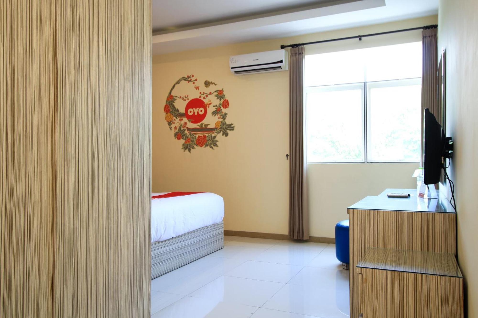 Super Oyo Capital O 175 K-60 Residence Surabaya Kültér fotó