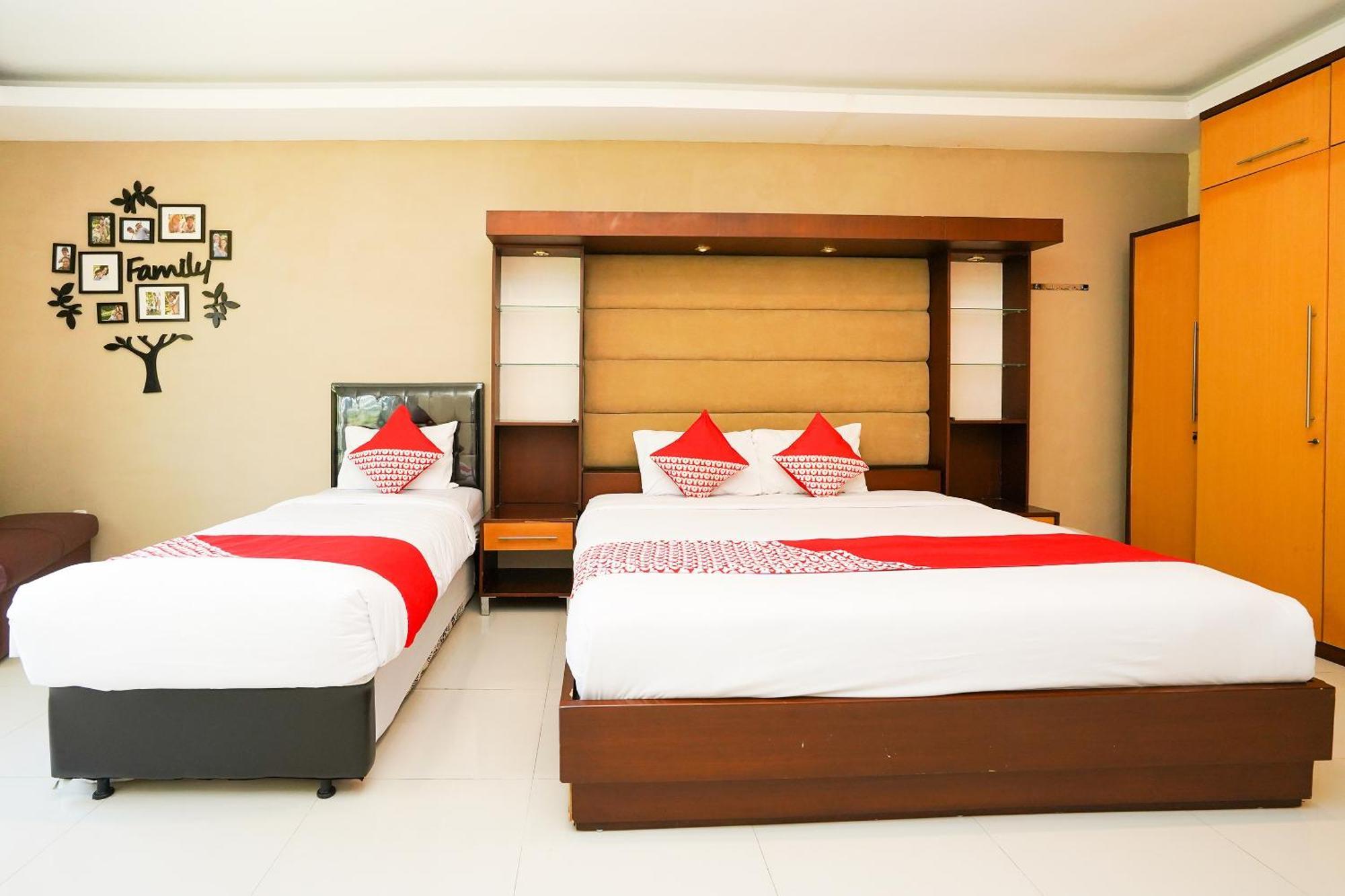 Super Oyo Capital O 175 K-60 Residence Surabaya Kültér fotó